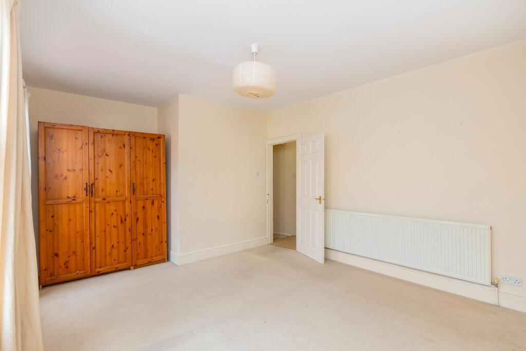 3Y2REN - Bedroom D.jpg