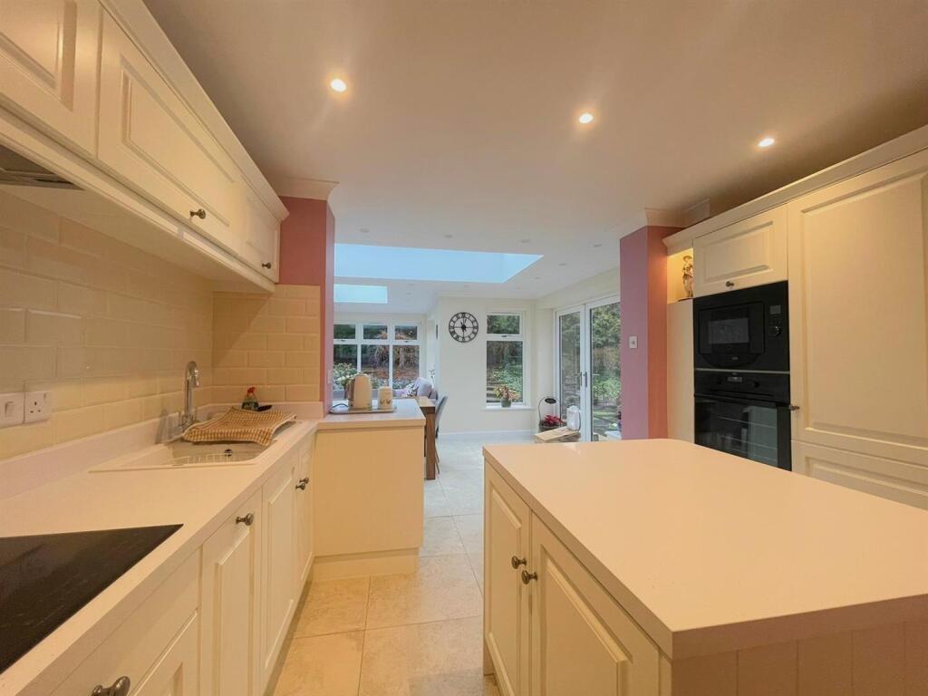 Coltsfoot Road, Hamilton, Leicester