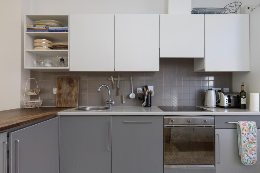 Red Square, 3 Pia...