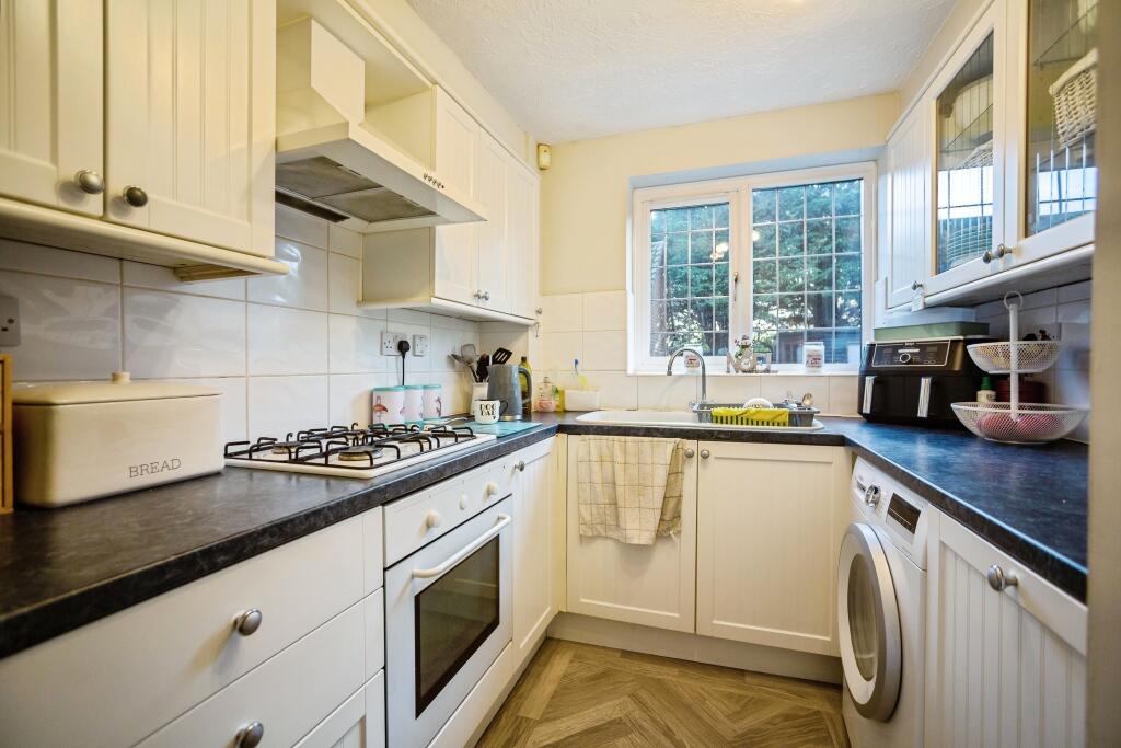 Turner Road, Dartford, DA2