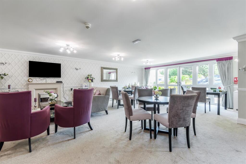 Owners Lounge - New.jpg