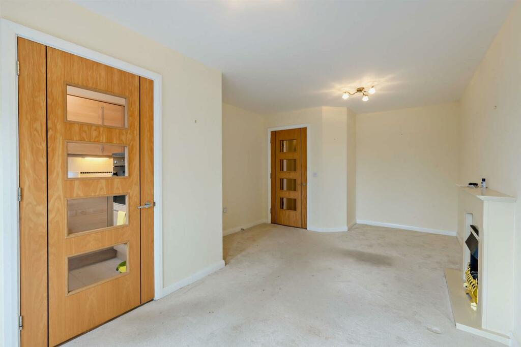 8570781-interior17-800.jpg