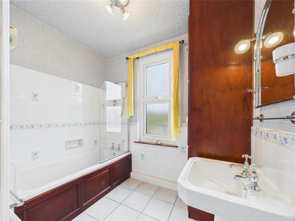 CAM02739G0-PR0227-STILL025.jpg
