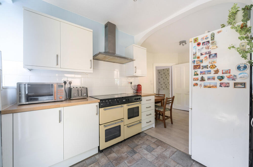 1336671-9-6899bcc...