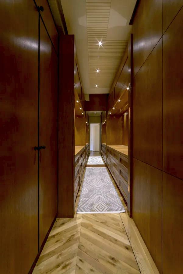 Dressing area