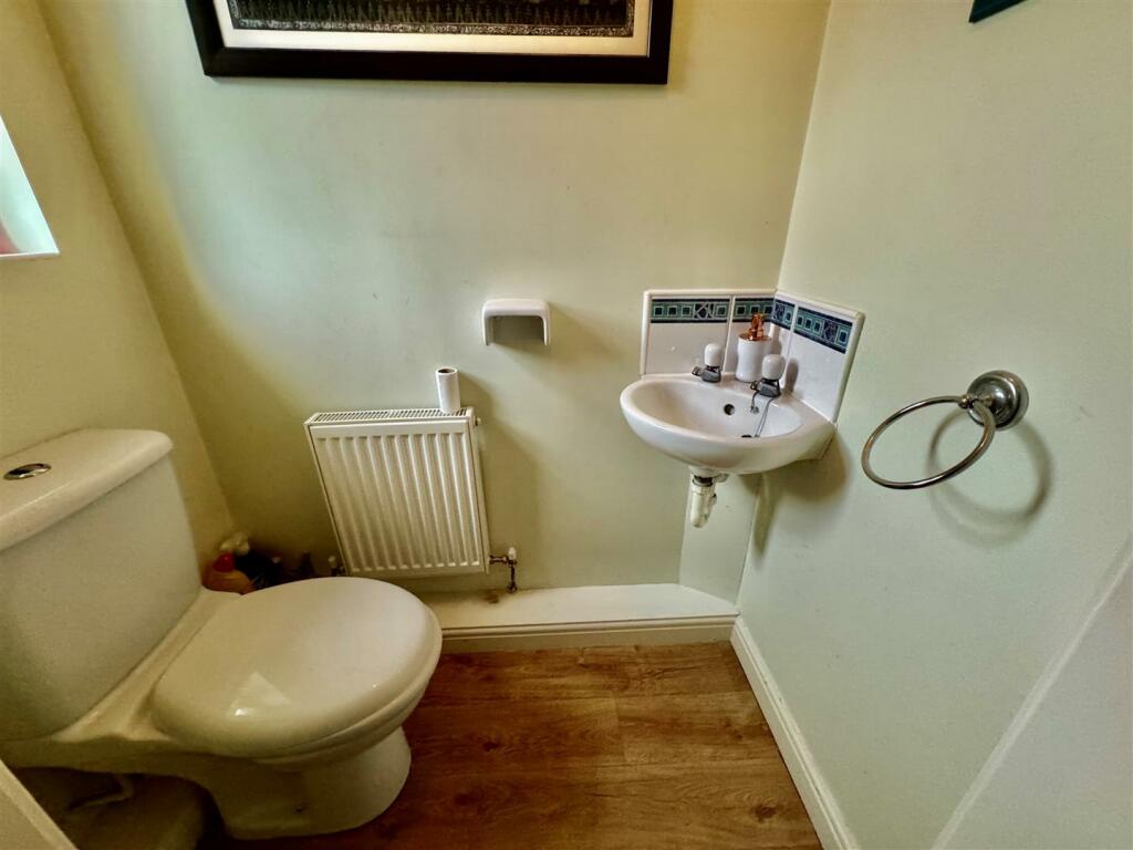 Cloakroom WC