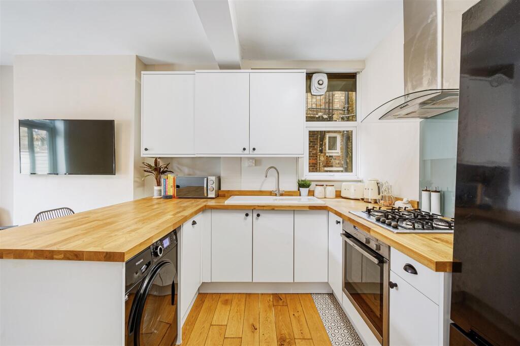 54 Brouncker Road-6.jpg