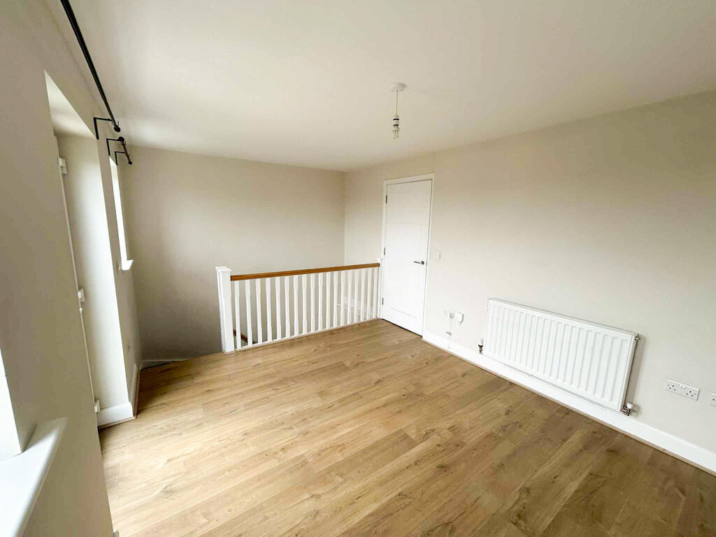 26ae2700-3926-498...