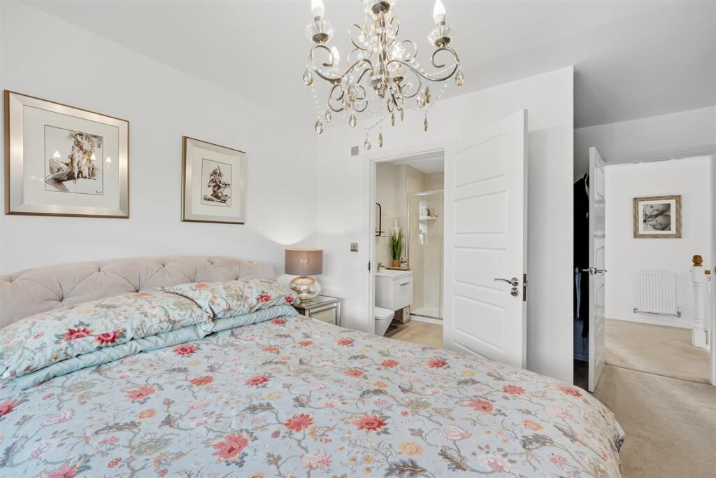 Bedroom One towards en-suite.jpg