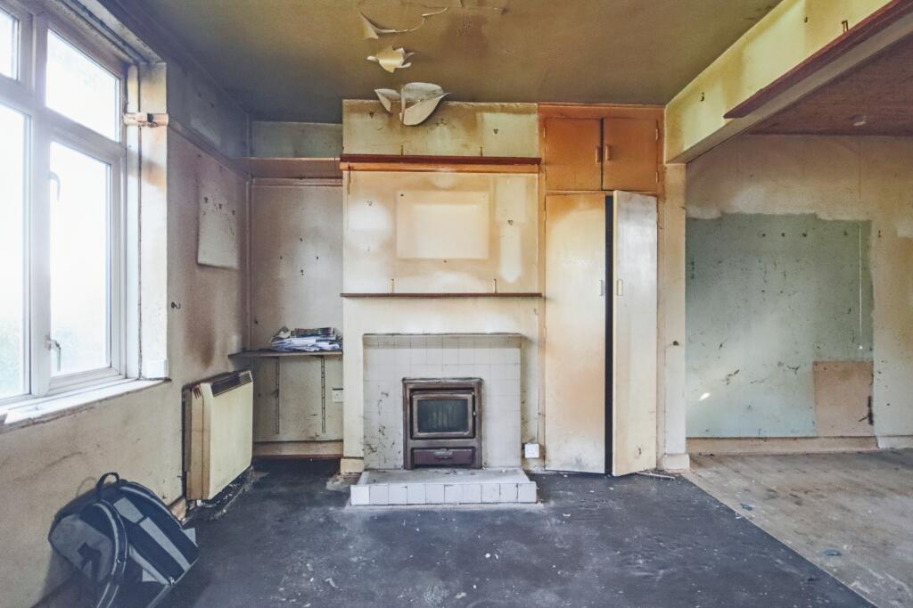 93 Hayling Road, Watford, Hertfordshire, WD19 7DP