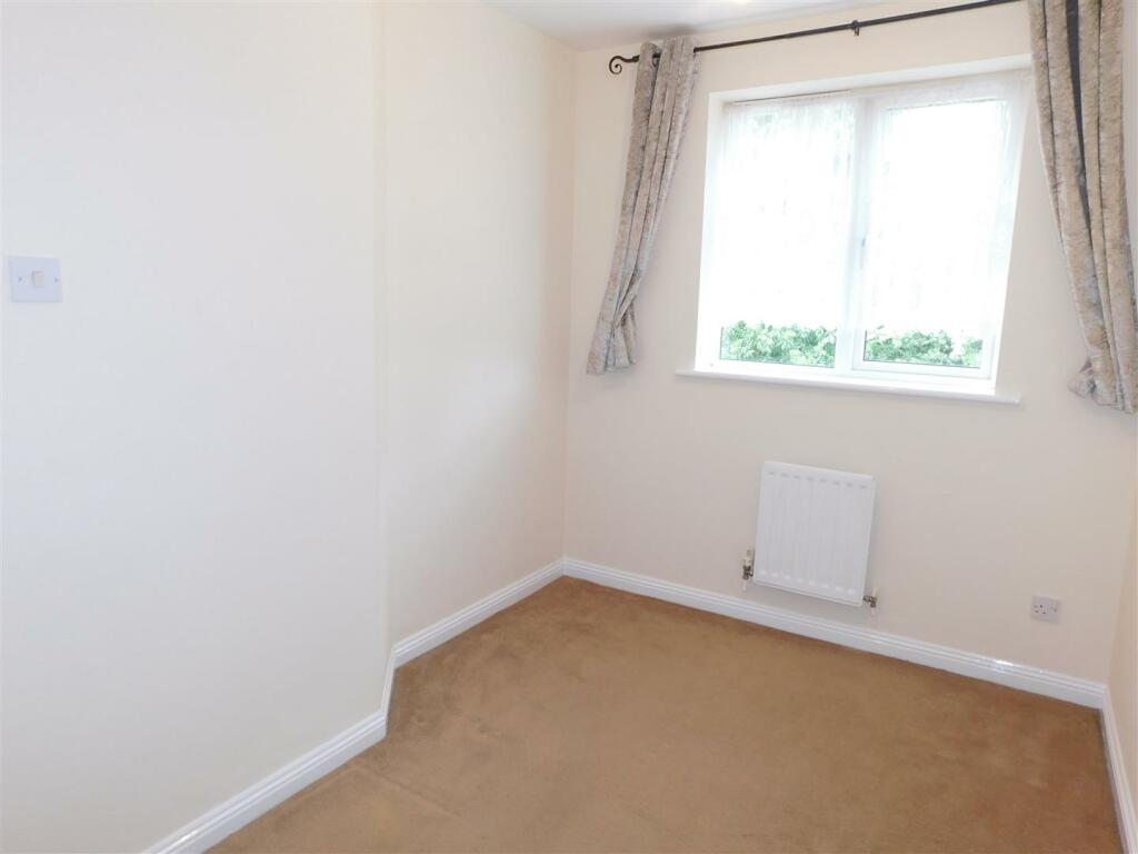 Bedroom12.JPG