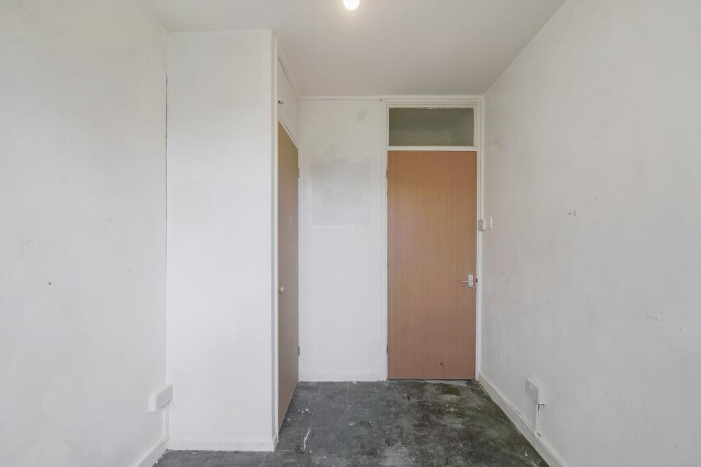 Flat 65, George Downing Estate, Cazenove Road, Stoke Newington, N16 6BE