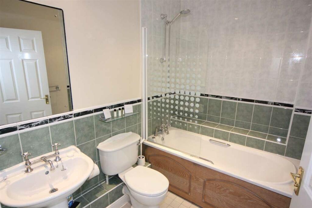 En- Suite