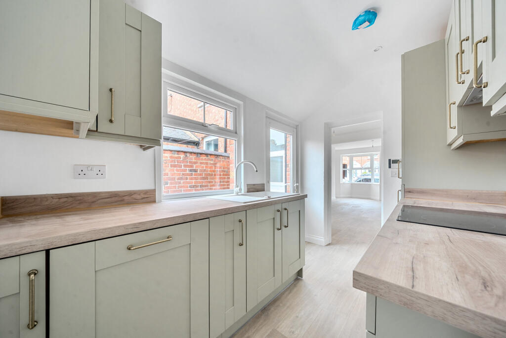 1340089-11-68a301...