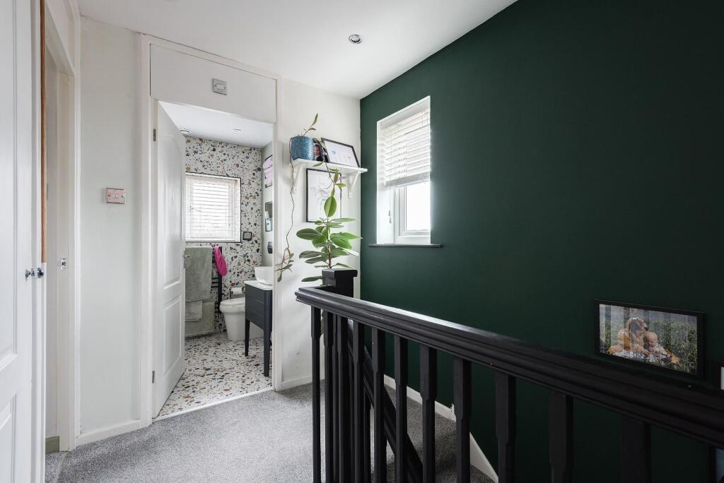 4SaxtonClose(Interior)-18.jpg