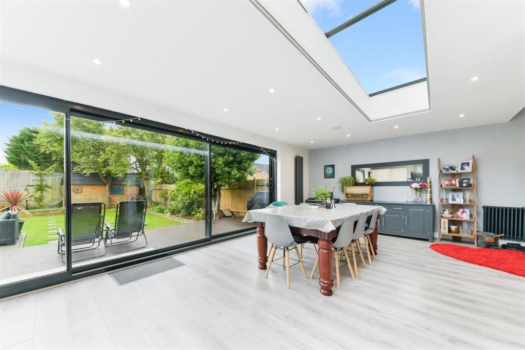 Open Plan Kitchen/Dining/Family Room