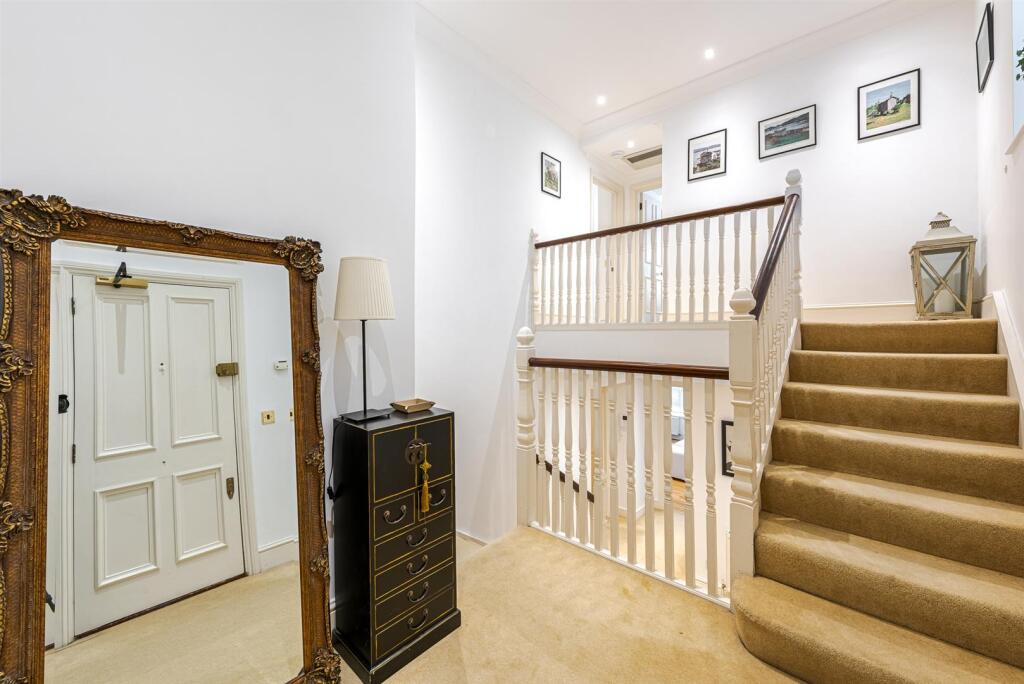 Courtfield Gardens 7_32-11-2. Low Res.jpg