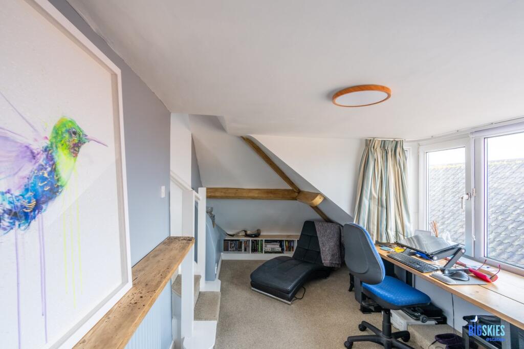 Bedroom Three / Study