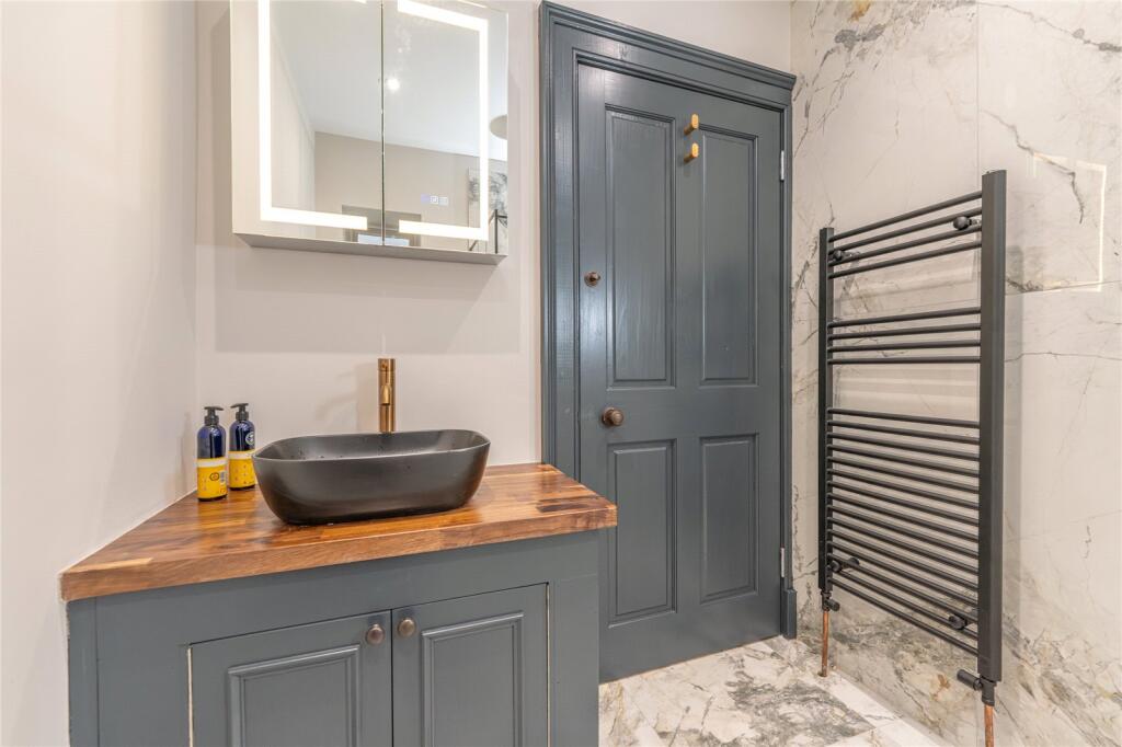 Shower Room Alt