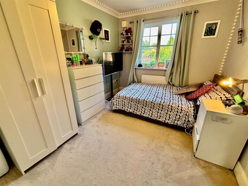 Bedroom 3.jpg
