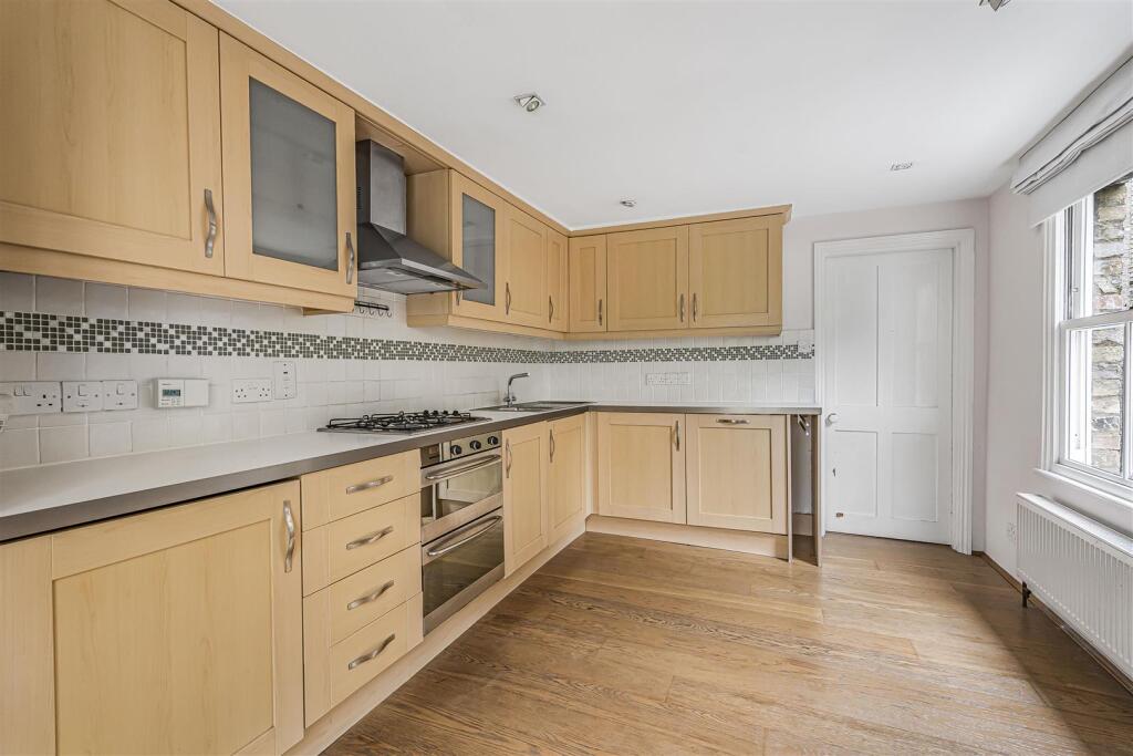 Kitchen (2)