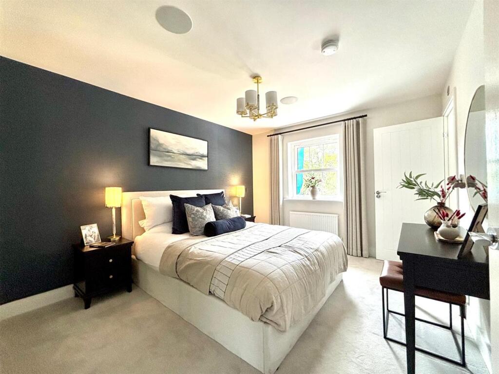 WhatsApp Image 2025-09-15 at 17.00.33_2cf0e427.jpg