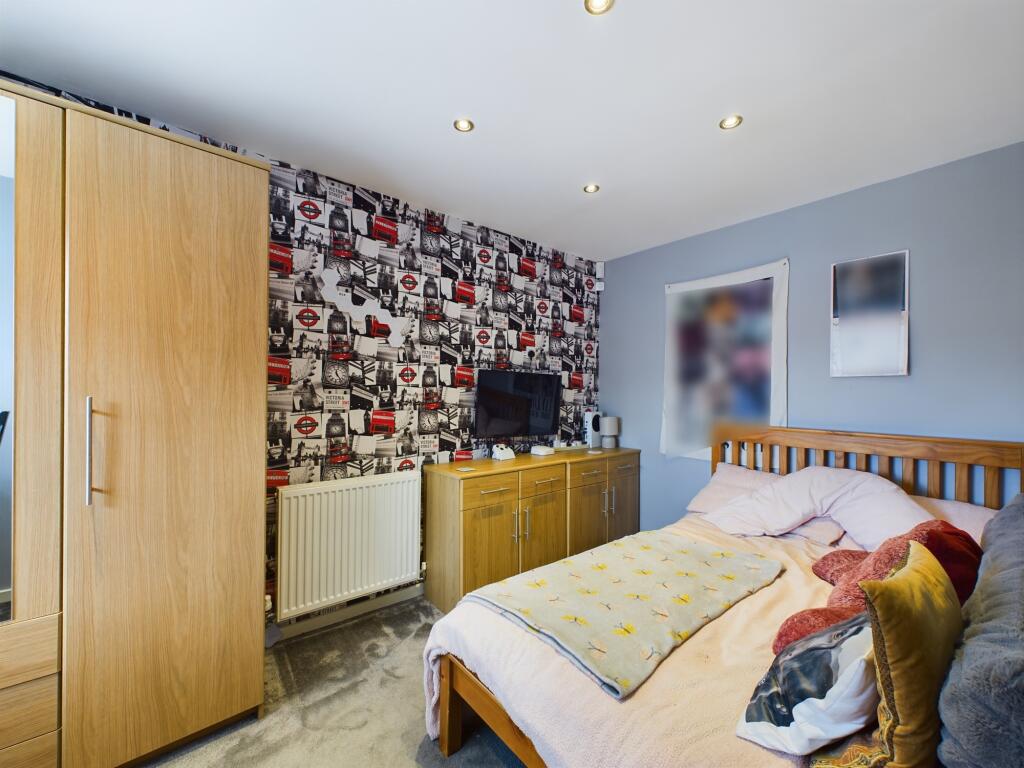 Versatile Reception Room