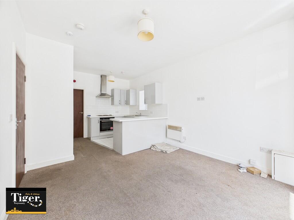 CAM03440G0-PR0327...