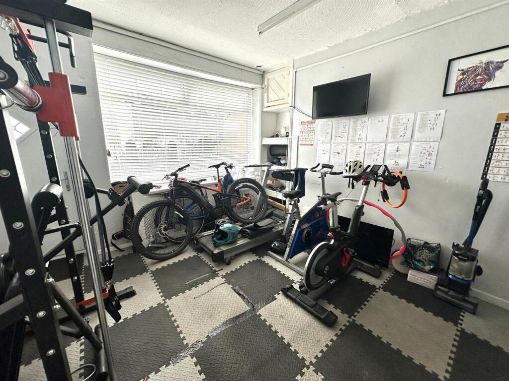 20250903_143940000_iOS 6.jpg