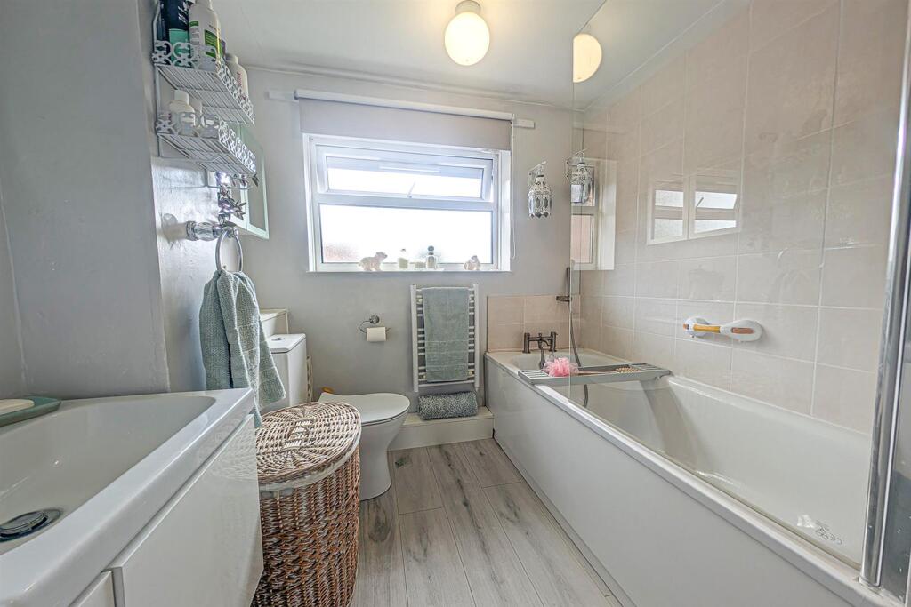 Bath 2.jpg