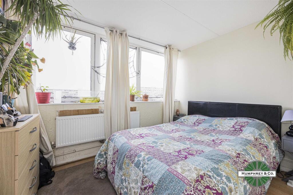 Flat 234 Missenden Inville Road -003.jpg