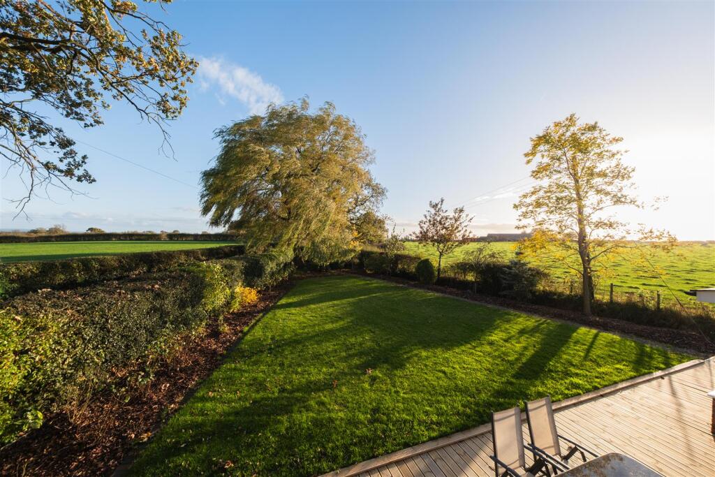Highfield Cottage-004.jpg