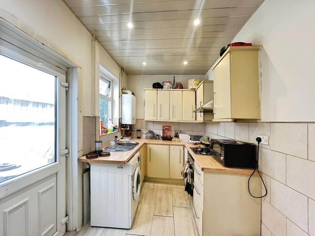 32d7808a-WhatsApp...