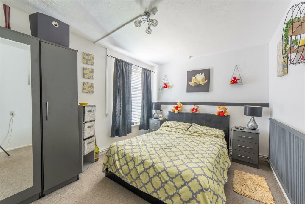 6 Picwic Green-5.jpg