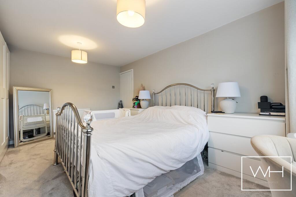 17 St Giles Gate, Cu