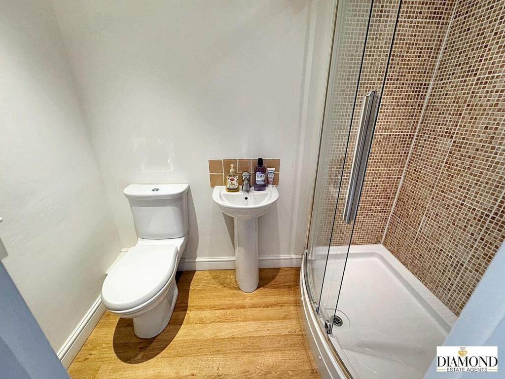 En Suite Shower Room