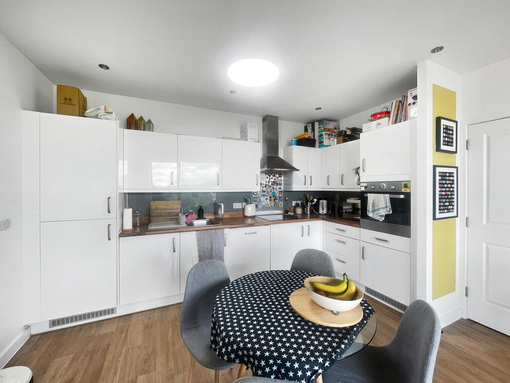 Kitchen (2)
