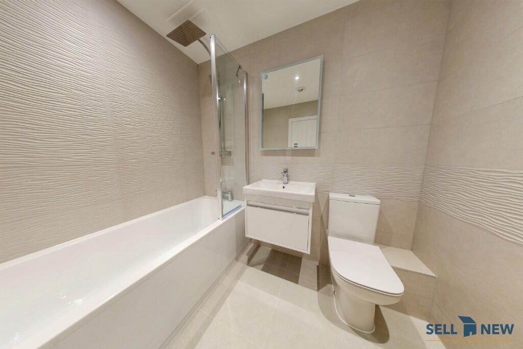 Bathroom ensuite 