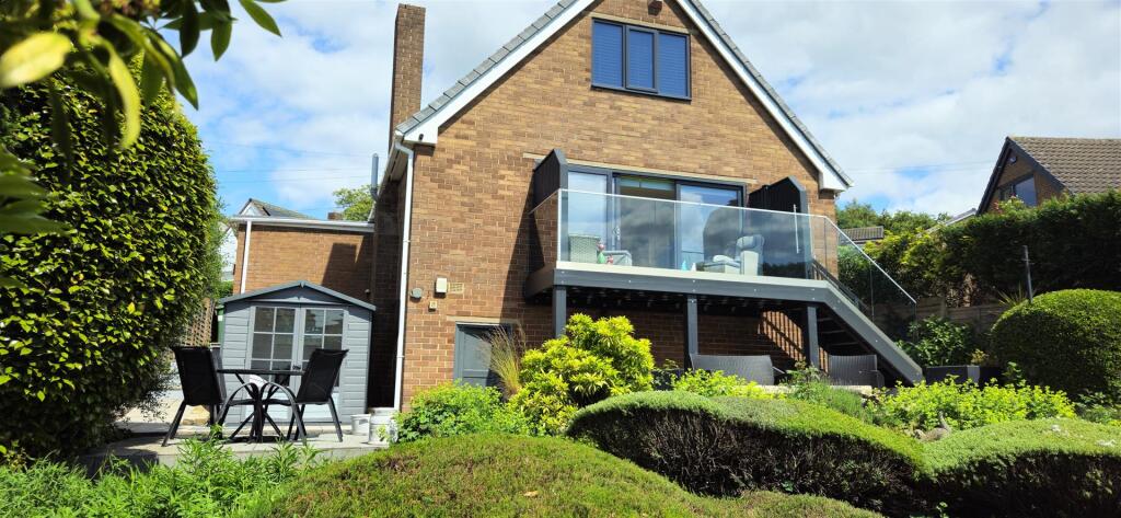 Bramleys Estate Agents - Fenay Bankside - Fenay Br