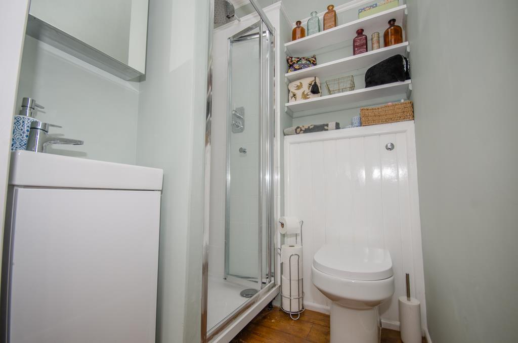 En suite Shower Room