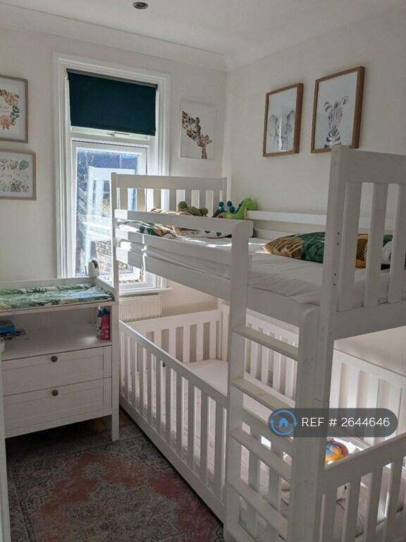 Upstairs Single Bedroom