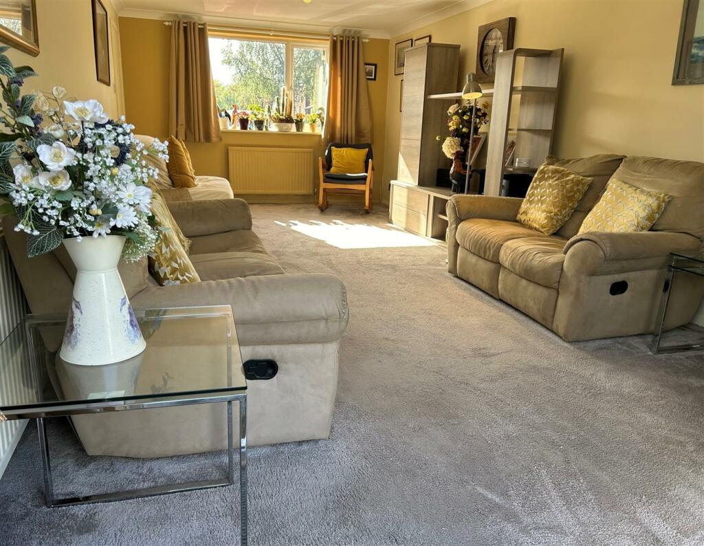Living room.jpg