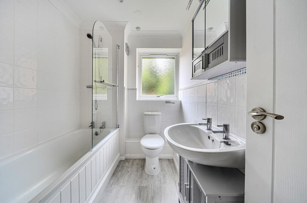 1364446-17-68ecf4...