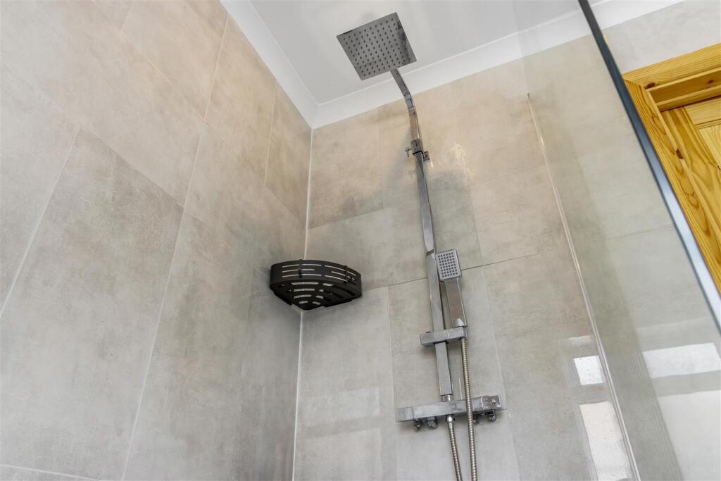 35 Rochford Tower Lane (Fishtoft)-23.jpg