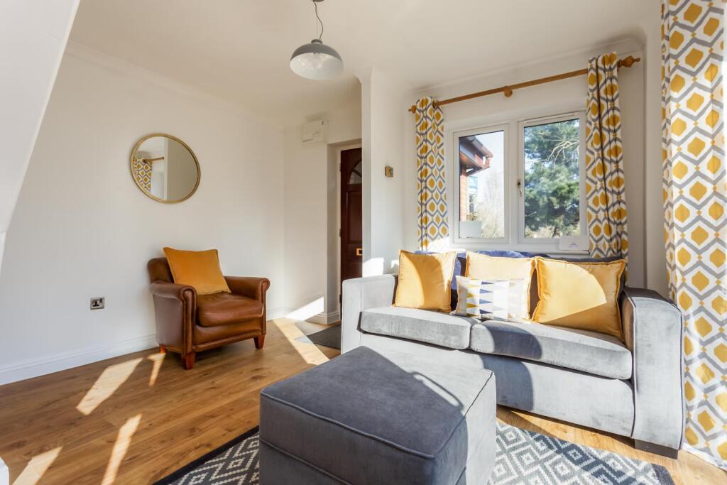 12 Catalina Drive-ph23_web 300.jpg