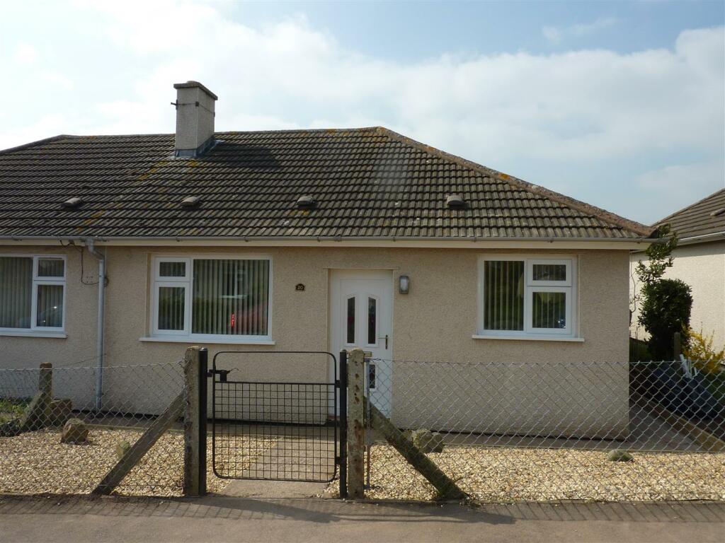 Front Elevation.JPG