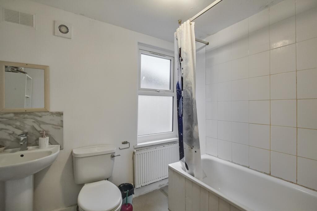 18 Morton Road, Stratford, London E15 4AN