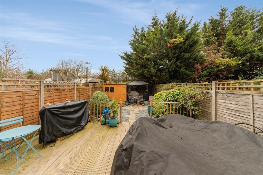 South Facing Garden