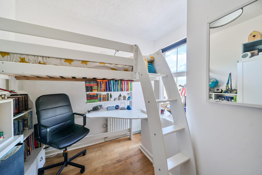 1331048-22-688357...