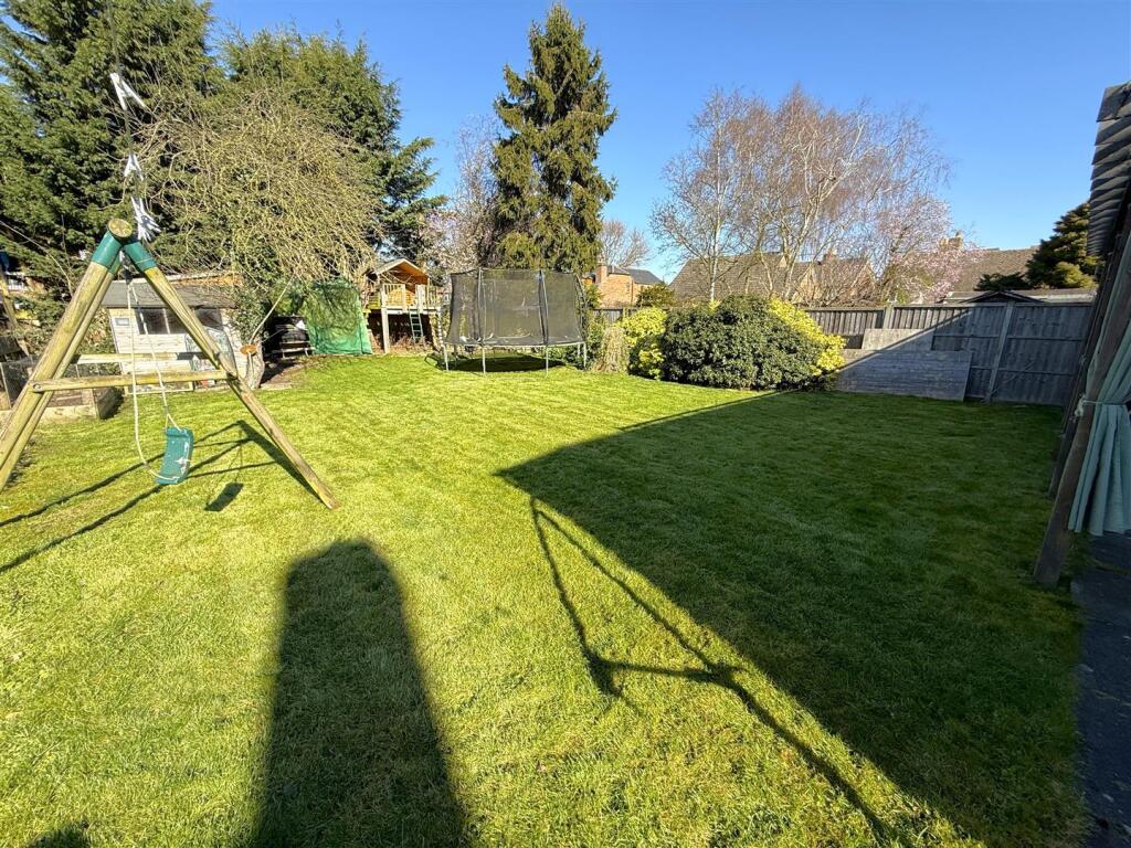 Garden D.JPG